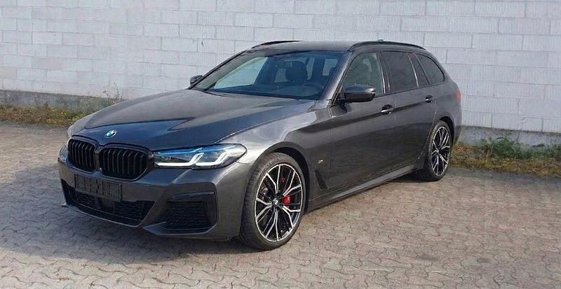 Gebraucht BMW 540 M Sport 340 PS (250 kW) 2022 Grau Kombi