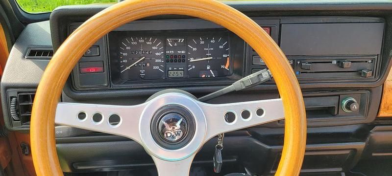 Gebraucht VW Golf Cabriolet 98 PS (72 kW) 1990 Braun Cabrio