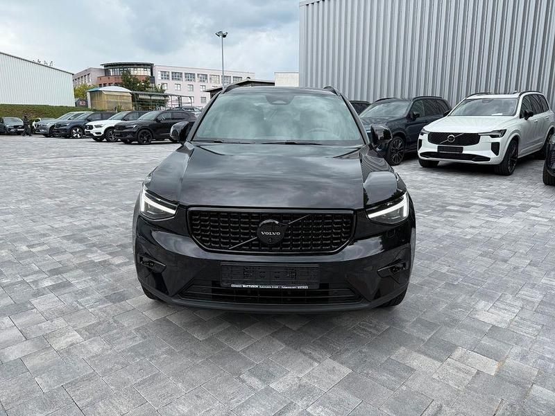 Gebraucht Volvo XC40 Plus 163 PS (119 kW) 2025 Schwarz SUV