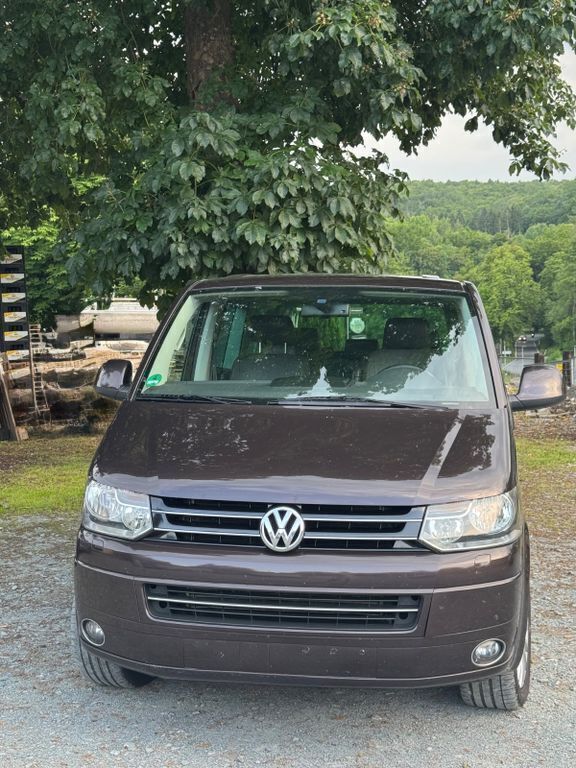 Braun Gebraucht 2010 VW T5 Highline Van | 15.500 € (Guter Preis) - Bild 1/4