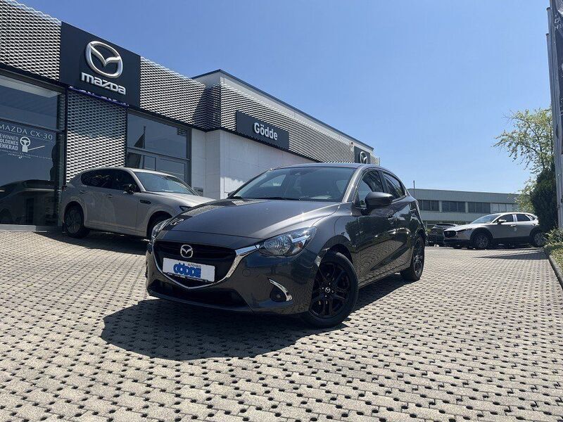 Grau Gebraucht 2019 Mazda 2 Kizoku Kleinwagen | 14.890 € (Fairer Preis) - Bild 1/4