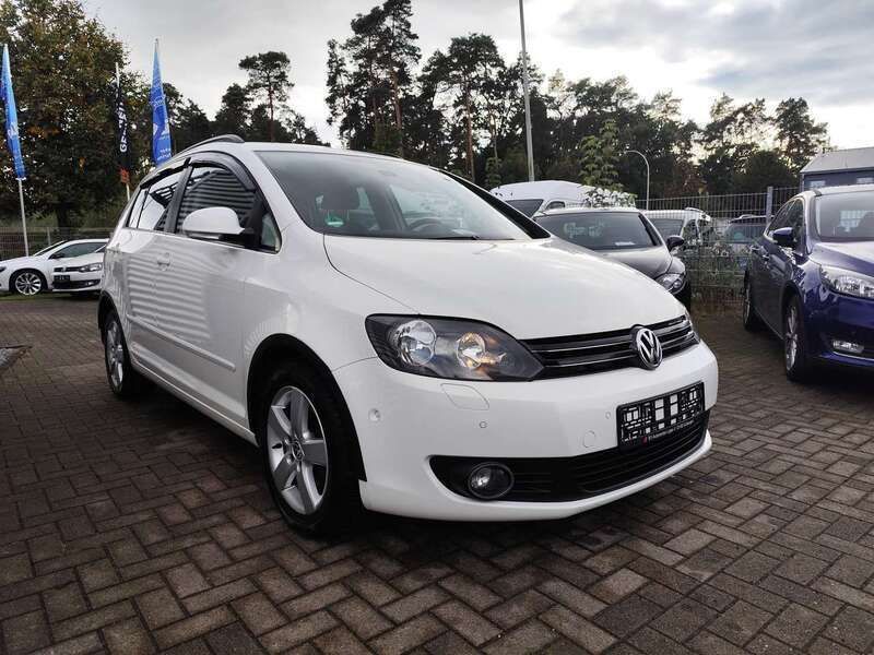Candyweiß Gebraucht 2011 VW Golf Plus Cross Team Van / Kleinbus | 5.750 € (Fairer Preis) - Bild 1/4