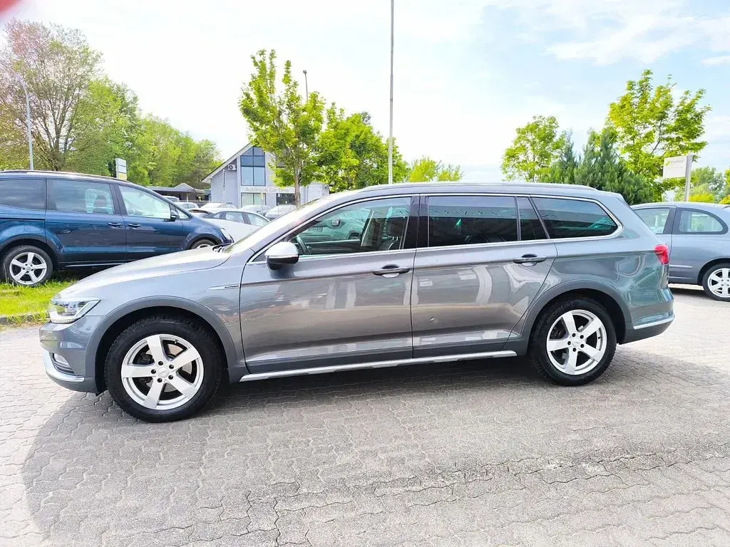 Gebraucht VW Passat Alltrack 190 PS (139 kW) 2015 Grau Kombi