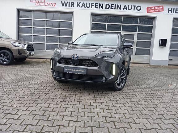 Marlingrau metallic Gebraucht 2023 Toyota Yaris Hybrid Elegant | 30.990 € - Bild 1/4
