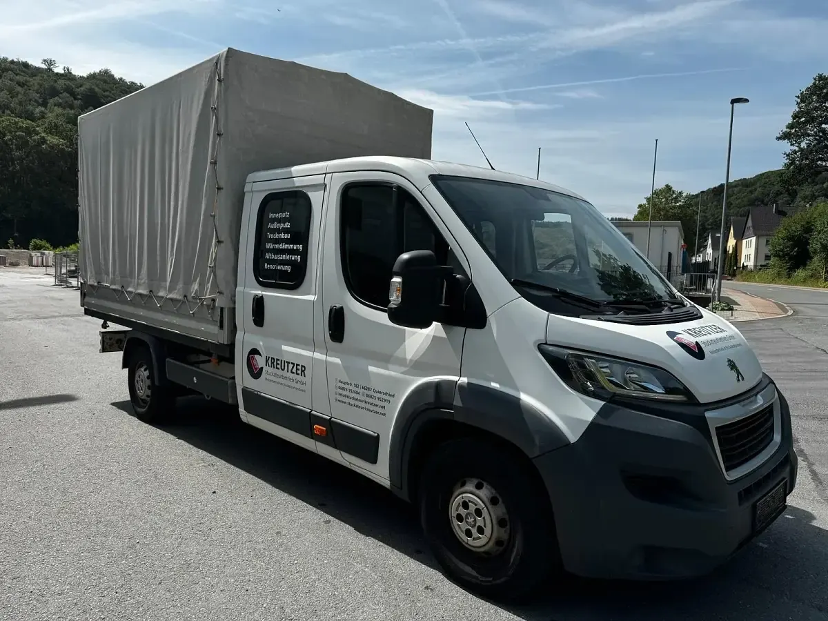 Gebraucht Peugeot Boxer 163 PS (119 kW) 2017 Weiß Van