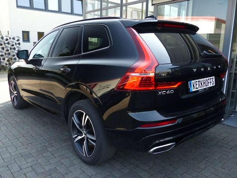 Gebraucht Volvo XC60 R-Design 197 PS (144 kW) 2021 Onyx black SUV