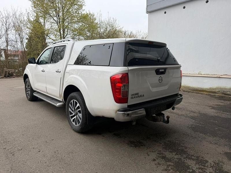 Gebraucht Nissan Navara Tekna 194 PS (142 kW) 2016 Weiß Pickup