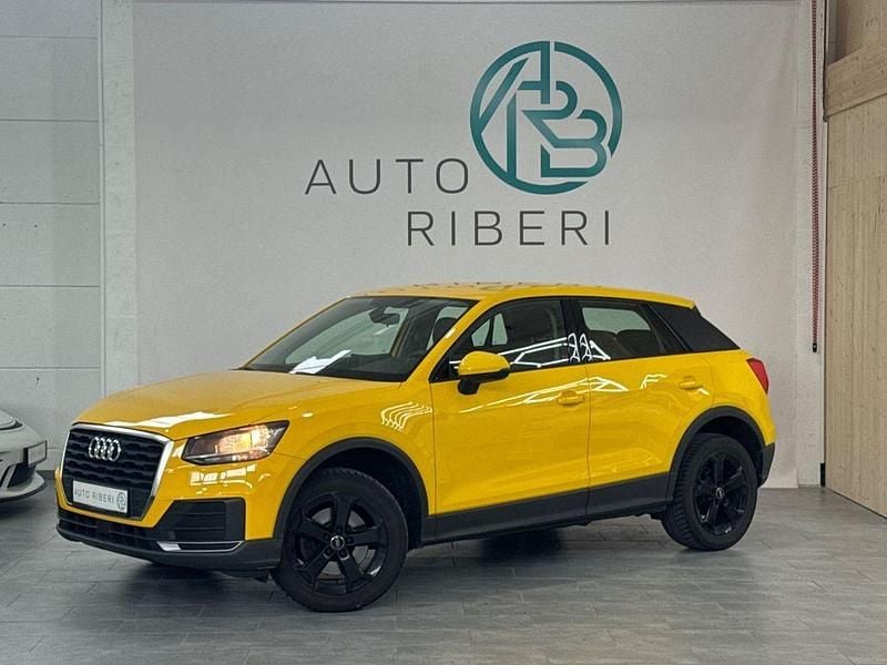 Gebraucht Audi Q2 Basis 150 PS (110 kW) 2017 Gelb SUV