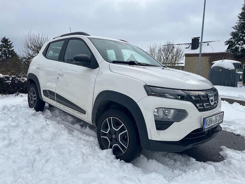 Gebraucht Dacia Spring Comfort 33 kW (45 PS) 2022 Weiß Kleinwagen