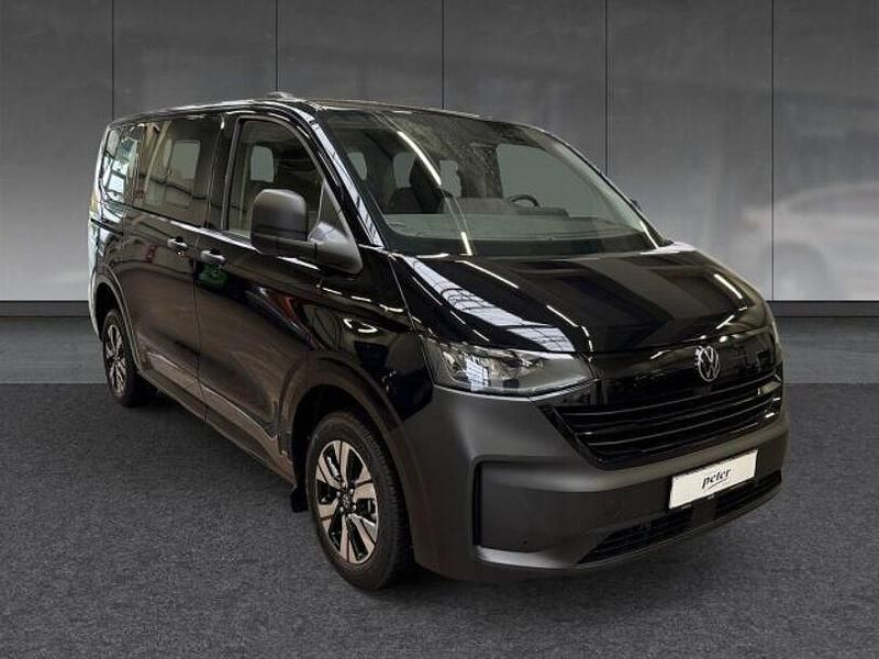 Neu VW T7 150 PS (110 kW) 2025 Blau Van