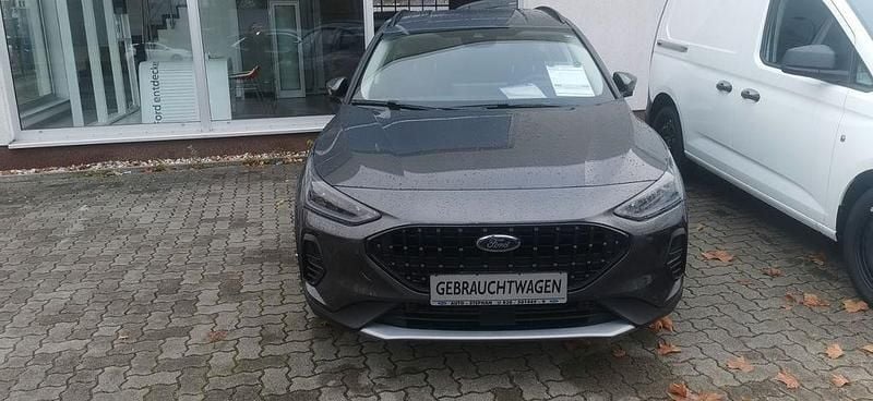 Neu Ford Focus Active X 155 PS (114 kW) 2025 Grau Limousine