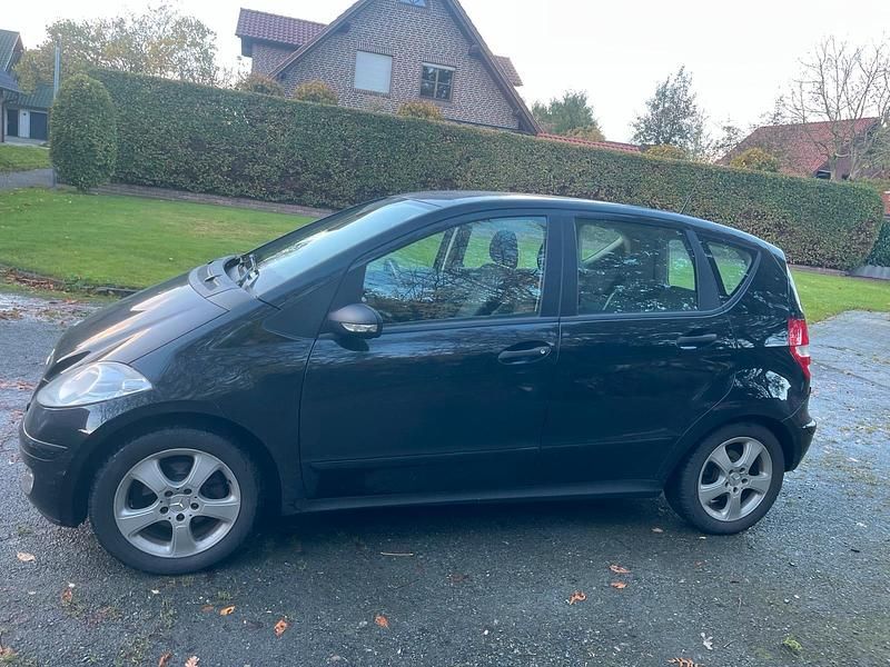 Schwarz Gebraucht 2007 Mercedes A150 Kleinwagen | 1.250 € (Guter Preis) - Bild 1/4