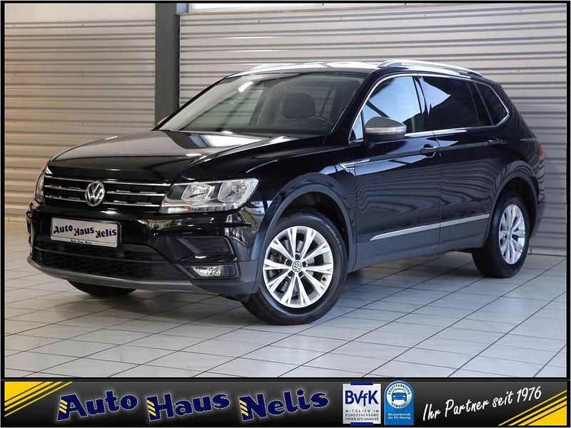 Schwarz Gebraucht 2018 VW Tiguan Allspace Comfortline SUV | 21.480 € (Fairer Preis) - Bild 1/4
