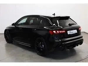 Neu Audi RS3 Sport 400 PS (294 kW) 2025 Schwarz Limousine