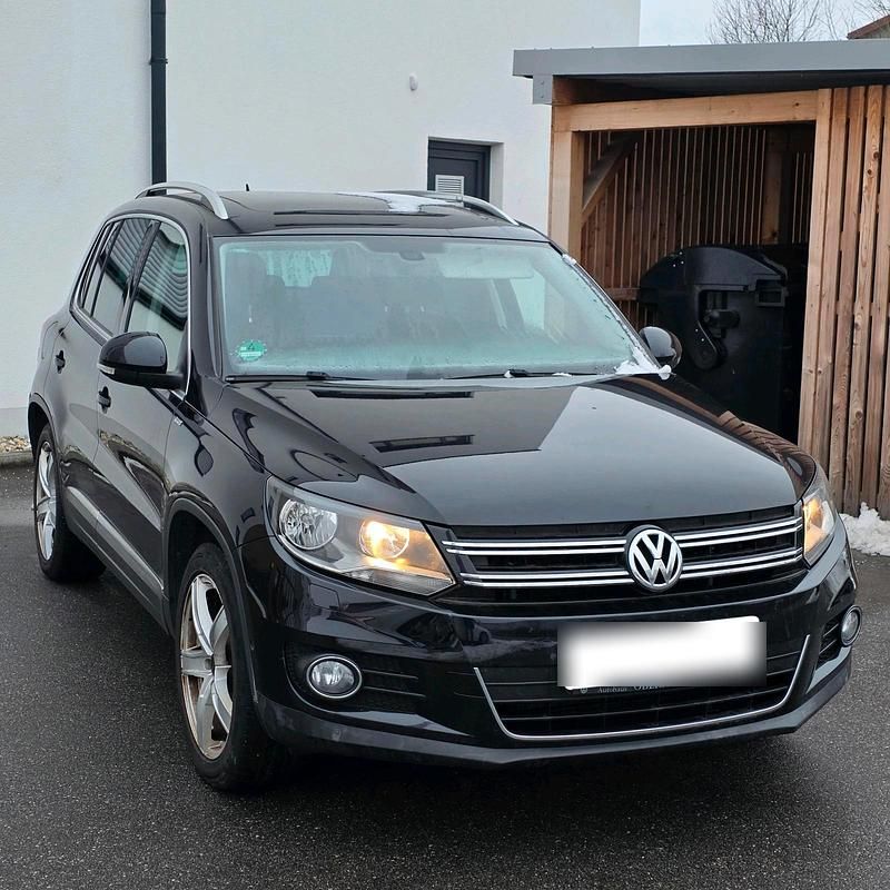 Gebraucht VW Tiguan Cup 140 PS (102 kW) 2014 Schwarz SUV