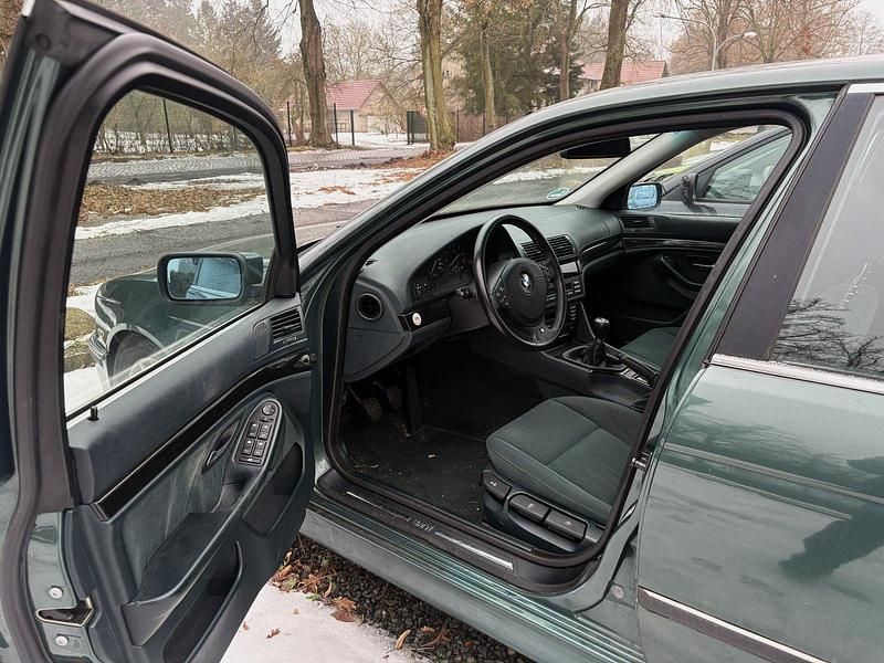 Gebraucht BMW 523 170 PS (125 kW) 1999 Grün Limousine