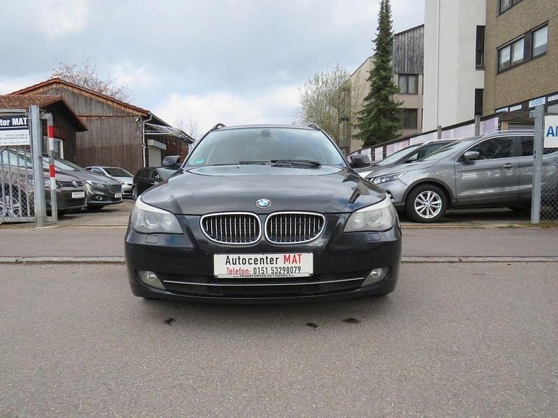 Gebraucht BMW 525 197 PS (144 kW) 2009 Schwarz Kombi
