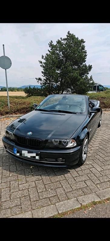 Schwarz Gebraucht 2001 BMW 330 Cabrio | 8.500 € (Superpreis) - Bild 1/4