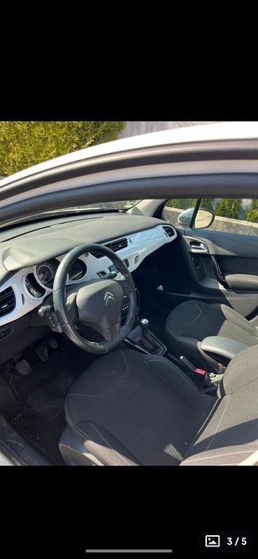 Usado Citroën C3 Exclusive 82 CV (60 kW) 2013 Blanco Berlina