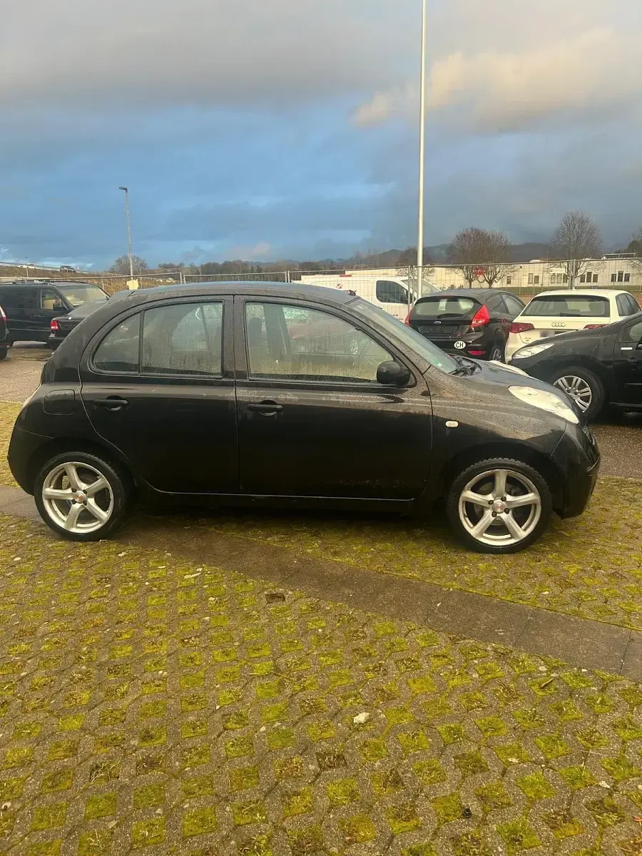 Gebraucht Nissan Micra 65 PS (47 kW) 2005 Schwarz Kleinwagen
