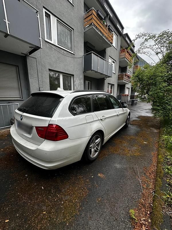 Second-hand BMW 320 184 CP (135 kW) 2012 Alb Break