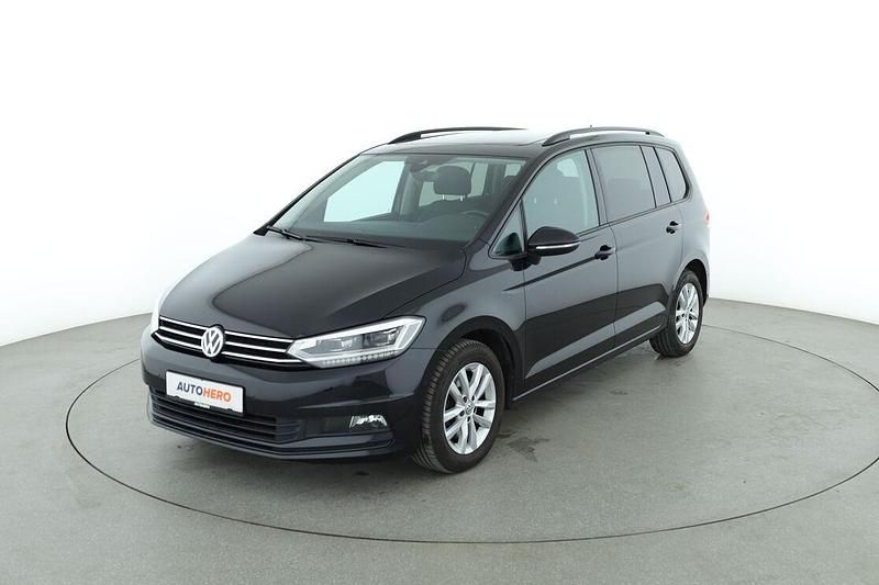 Schwarz Gebraucht 2019 VW Touran Comfortline Van / Kleinbus | 21.340 € (Etwas zu teuer) - Bild 1/3