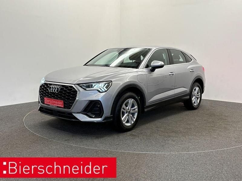 Silber Gebraucht 2022 Audi Q3 Sportback Premium SUV | 30.950 € (Superpreis) - Bild 1/4
