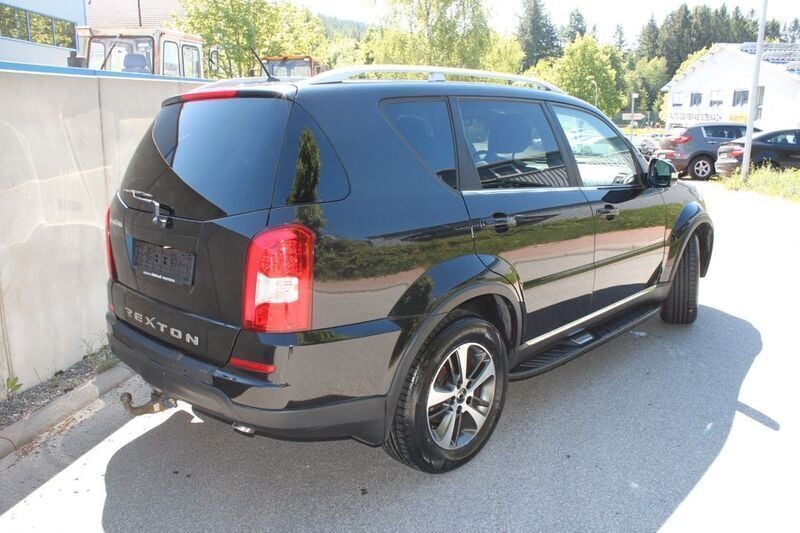 Usata SsangYong Rexton 178 CV (130 kW) 2017 Nero SUV
