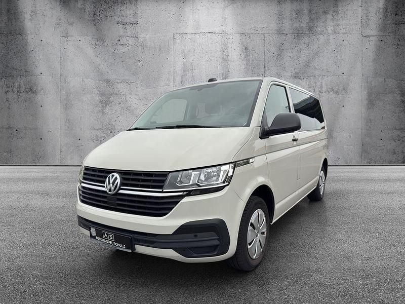 Gebraucht VW Multivan 150 PS (110 kW) 2021 Ontariogruen Van