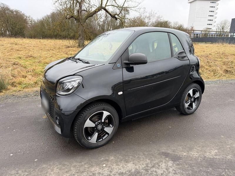 Gebraucht Smart ForTwo Coupé 60 kW (82 PS) 2022 Schwarz Coupé