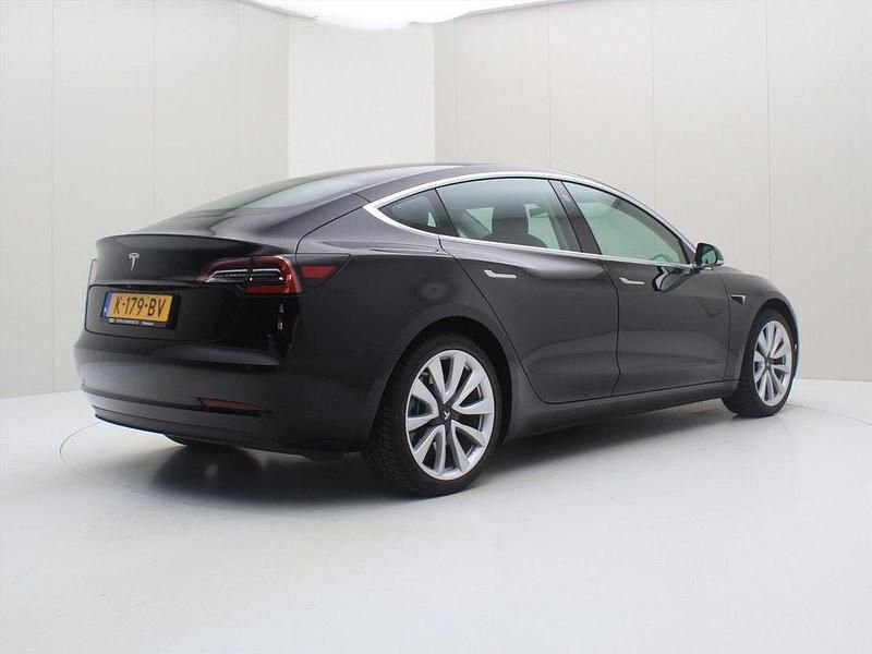 Gebraucht Tesla Model 3 Standard Range 225 kW (306 PS) 2020 Schwarz Limousine