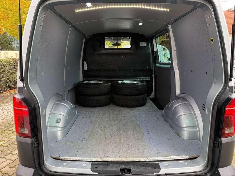 Gebraucht VW Transporter 150 PS (110 kW) 2020 Silber Van