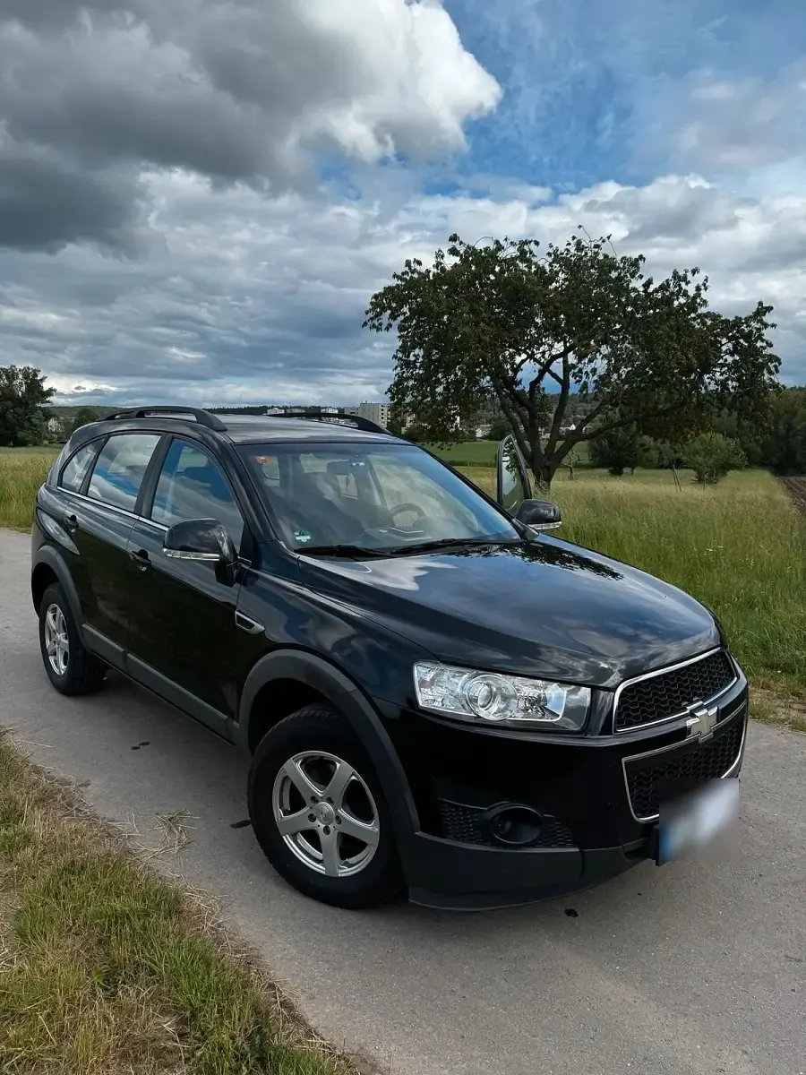 Gebraucht Chevrolet Captiva LS 167 PS (122 kW) 2011 Schwarz SUV