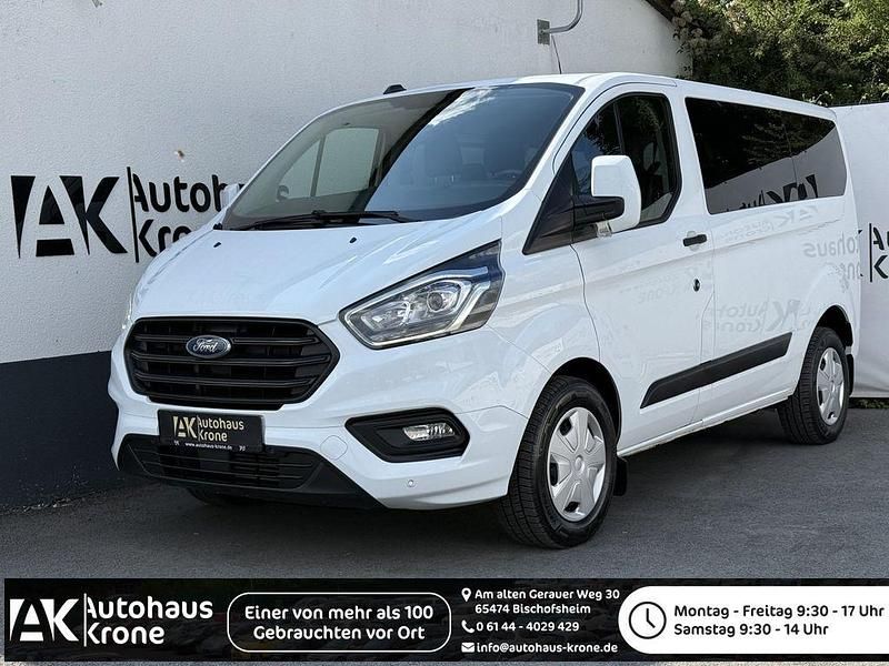 Weiß Gebraucht 2020 Ford Transit Custom Trend Van / Kleinbus | 22.730 € (Fairer Preis) - Bild 1/4