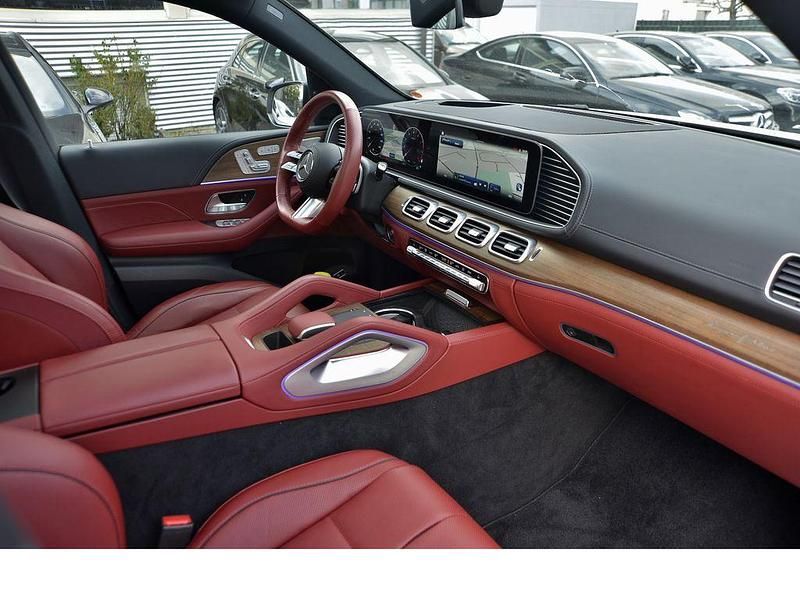 Gebraucht Mercedes GLE450 AMG AMG line 401 PS (294 kW) 2024 Opalithweiß bright SUV