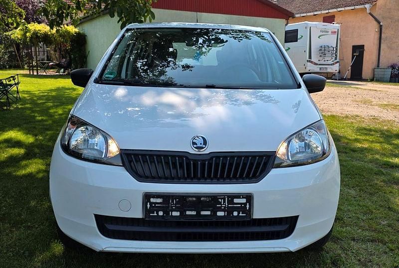 Gebraucht Skoda Citigo Active 60 PS (44 kW) 2012 Weiß Kleinwagen