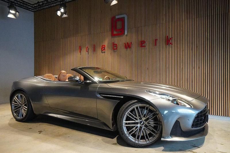 Gebraucht Aston Martin DB12 680 PS (500 kW) 2024 Grau Cabrio
