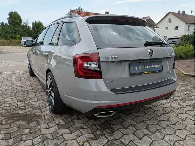 Gebraucht Skoda Octavia RS 184 PS (135 kW) 2020 Grau Kombi