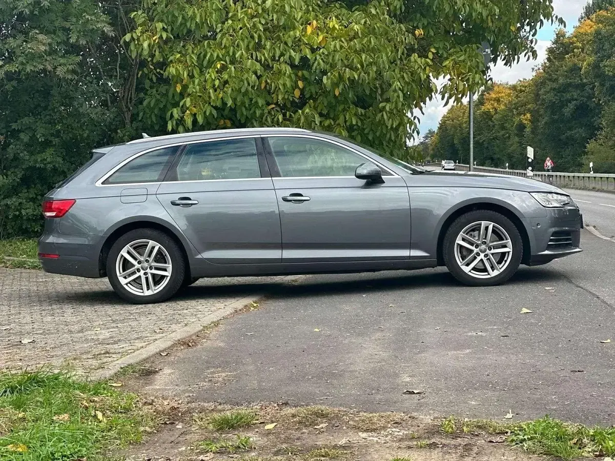 Gebraucht Audi A4 Sport 190 PS (139 kW) 2016 Monsungrau metallic Kombi