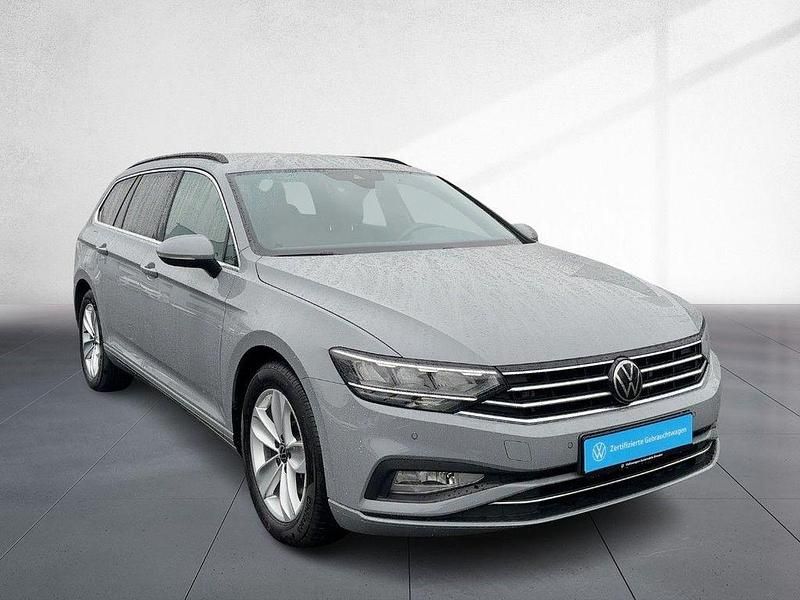 Gebraucht VW Passat Business 190 PS (139 kW) 2023 Grau Kombi