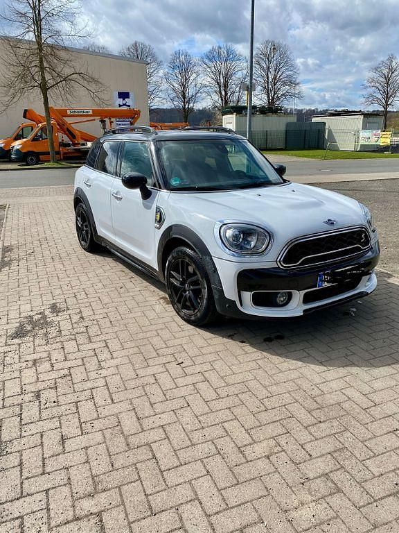 Gebraucht Mini Countryman 136 PS (100 kW) 2020 Weiß SUV