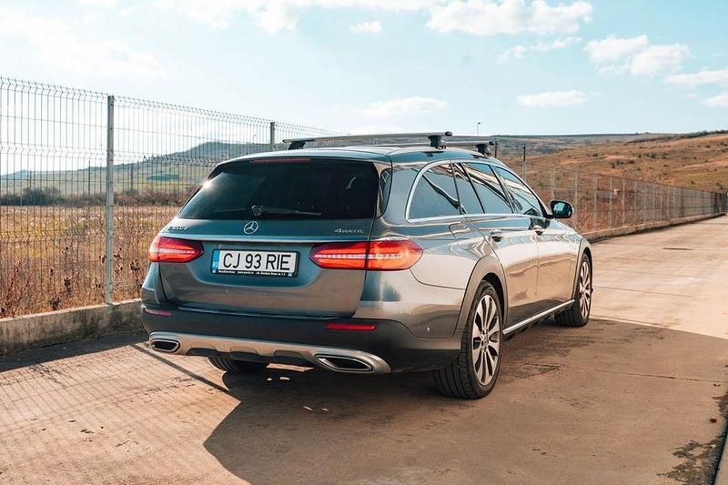 Gebraucht Mercedes E350 258 PS (189 kW) 2017 Grau Limousine