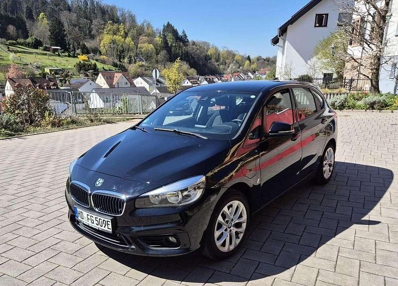 Gebraucht BMW 225 Advantage 136 PS (100 kW) 2018 Schwarz Van / Kleinbus