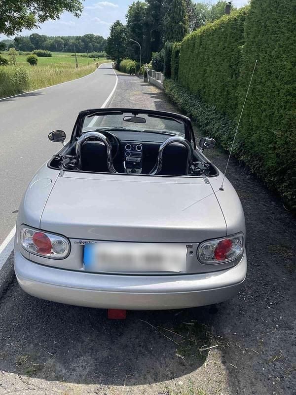 Gebraucht Mazda MX5 116 PS (85 kW) 1992 Silber Cabrio