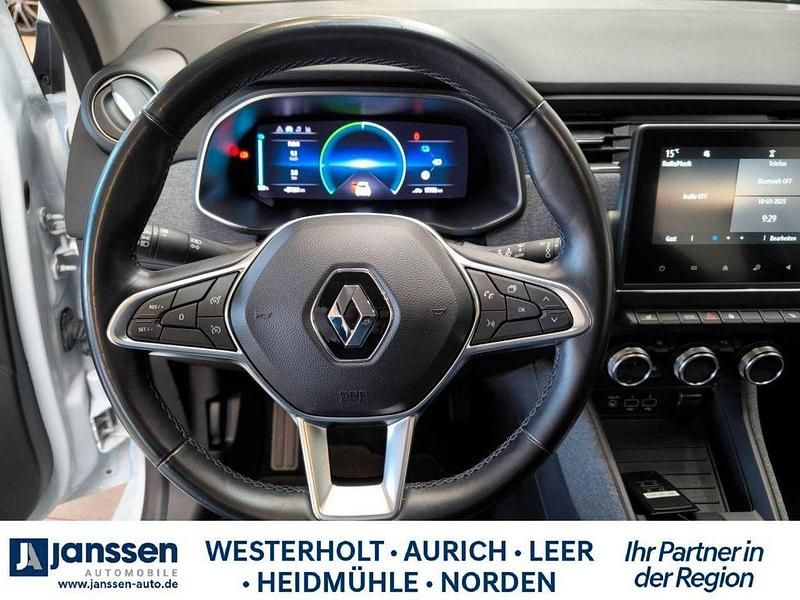 Gebraucht Renault Zoe Experience 50 kW (69 PS) 2022 Weiß Kleinwagen
