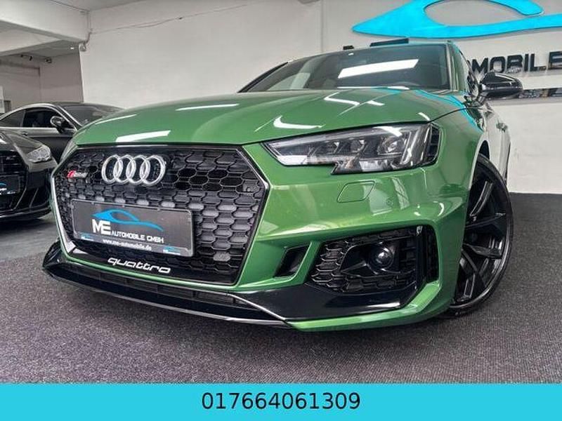 Usado Audi RS4 Comfort 510 HP (375 kW) 2018 Verde Carrinha