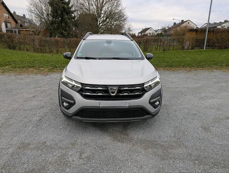 Gebraucht Dacia Jogger Extreme 101 PS (74 kW) 2022 Grau Van / Kleinbus