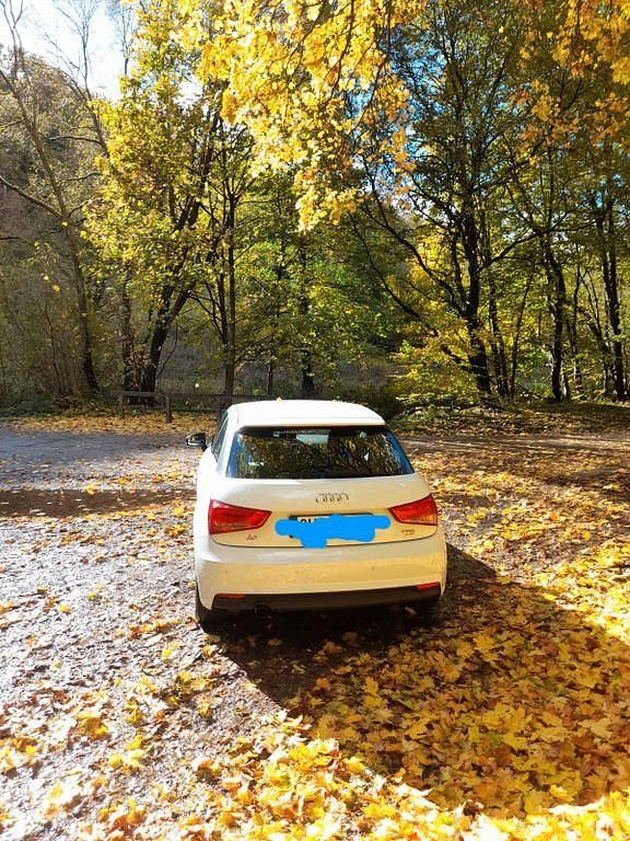 Gebraucht Audi A1 95 PS (69 kW) 2016 Weiß Kleinwagen