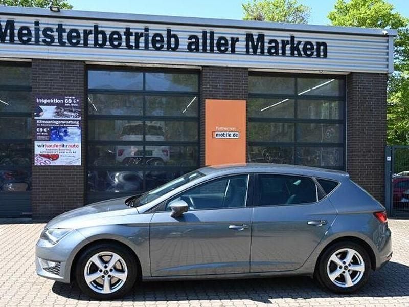 Second-hand Seat Leon FR 184 CP (135 kW) 2016 Gri Berlinǎ