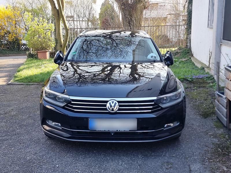 Gebraucht VW Passat Highline 190 PS (139 kW) 2015 Schwarz Kombi